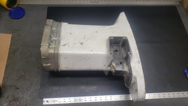 *1978-1981 Johnson Evinrude 0323549 323549 Middle Unit Exhaust Housing 85-235Hp Vintage