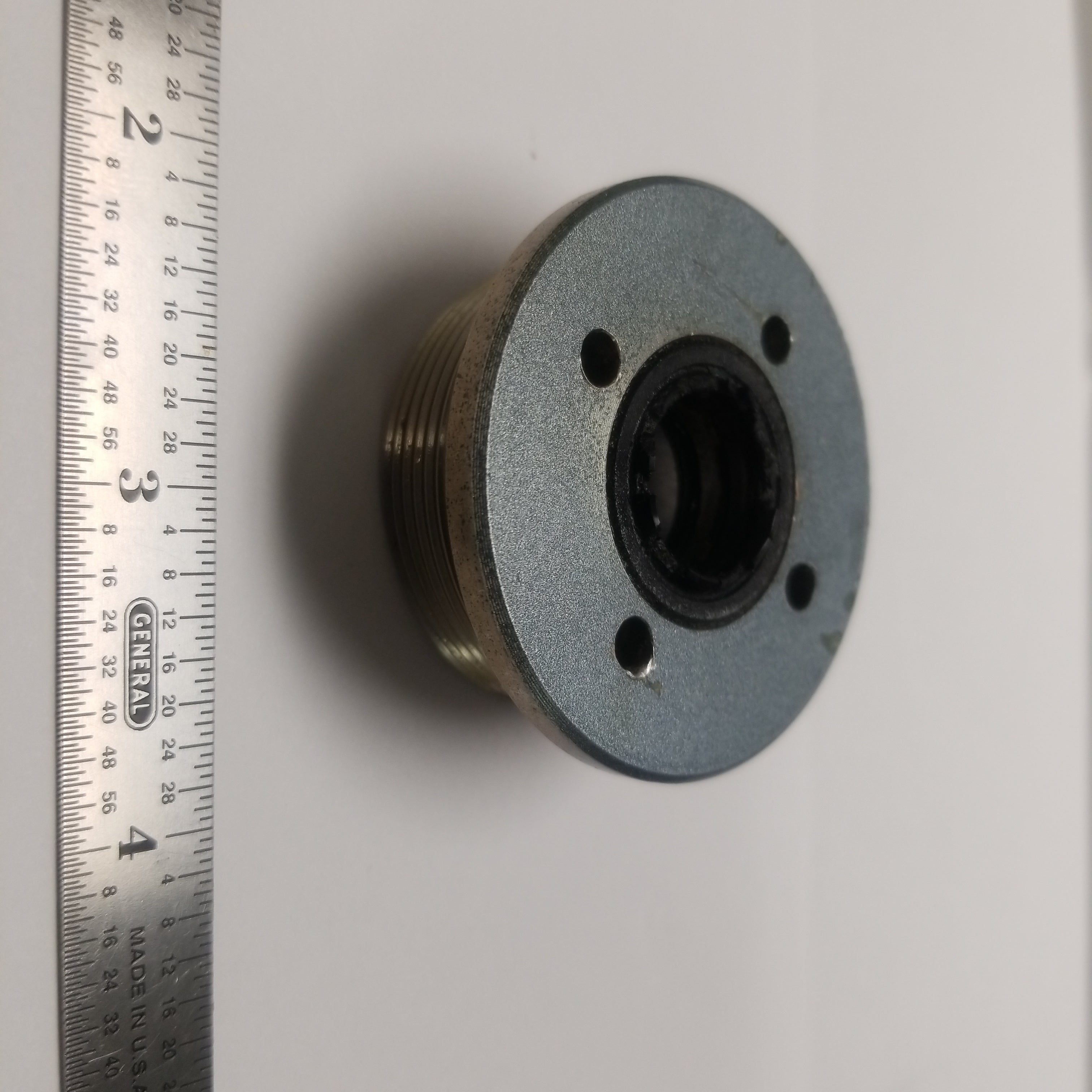 Ａssam商品です Amazon.com: Outboard Trim Cylingder End Cap Assy & Seal