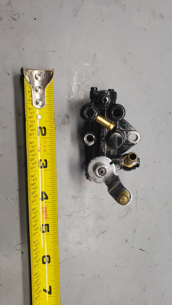 *1980-1998 Mercury Mariner Outboard 815699 815698 Oil Injection Pump 105-200 HP Mikuni OEM 815698T