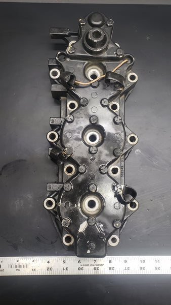 *1983-92 Evinrude Johnson 332545 0332545 Starboard Cylinder Head 150-235HP 0328325 328325 OEM