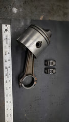 *1977-82 Johnson Evinrude 0390981 390981 Port Piston & Connecting Rod 85-235Hp 0387831 387831 OEM