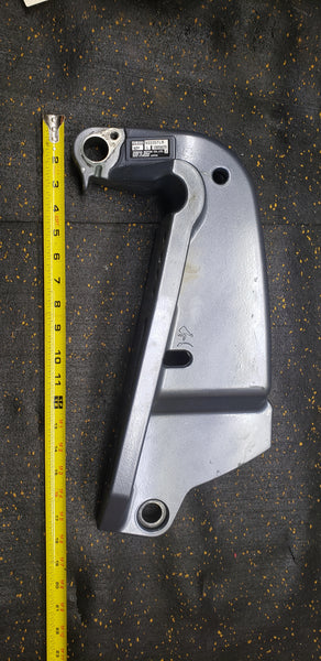 *2001-24 Yamaha 64E-43111-02-8D Port Stern Transom Bracket 115-300Hp OEM Outboard