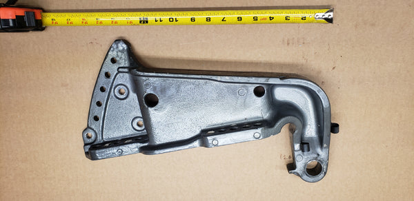 1988-92 Mercury Mariner 8718A2 A1 Starboard Stern Transom Bracket 45-220HP 3401-8717-c1 Clamp OEM Outboard