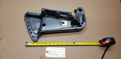 1988-92 Mercury Mariner 8716A6 A5 Port Stern Transom Bracket 45-220HP 3400-8715-c2 Clamp OEM Outboard