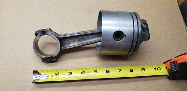 *1974-75 Evinrude Johnson 319272 0386300 386300 Port Std Piston Rod 115-135 hp Vintage