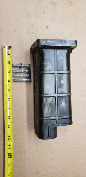 *1996-11 Yamaha 64D-41132-00-5B Exhaust Manifold 150-225Hp Inner OEM Outboard
