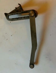 1999 Yamaha Outboard V6 150 HP SHIFT ROD LEVER HOUSING and LINKAGE ARM
