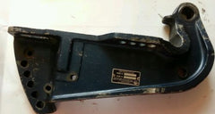  1985-2001 Evinrude Johnson 0396309 0395843 331595 Port Stern Transom Bracket 50-235 HP*