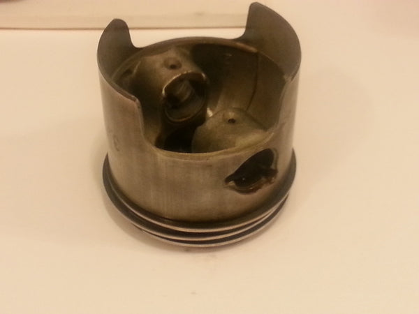 Yamaha OEM Part # 6H1-11631-01-96 STANDARD BORE PISTON (HD*)