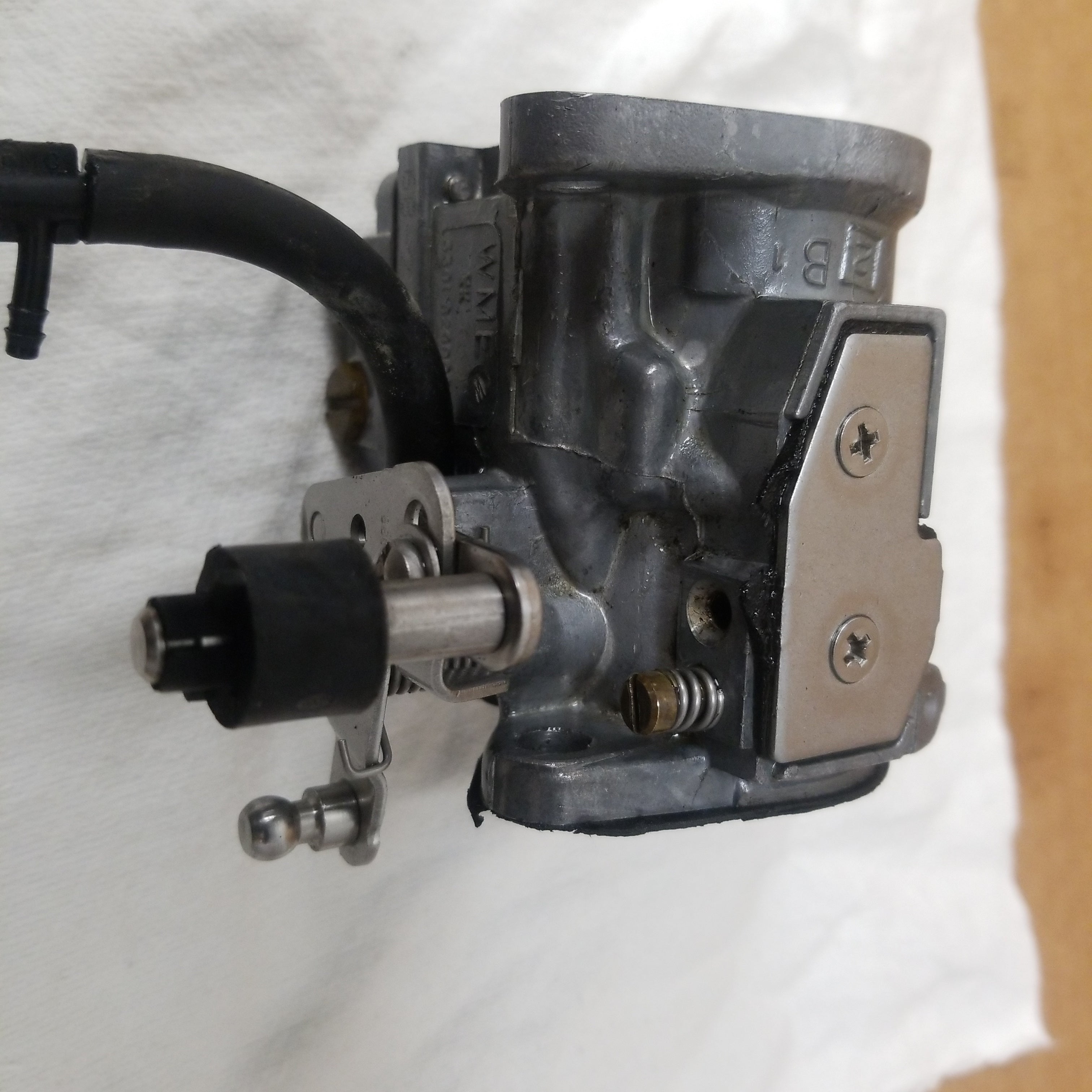 1997-2014 Mercury Mariner 824902T17 824902-C WME 68-2 Center Carb