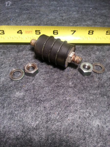 ~1955 Johnson QD-16 10 Hp Upper Front Rubber Bushing vibration Mount 0303878 303878*