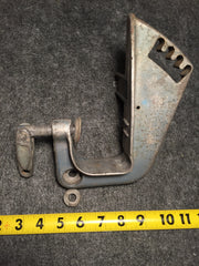 ~1956 Johnson Evinrude Fleetwin 5.5 Starboard Saddle Clamp Bracket Mount 0376493 304246 Vintage*